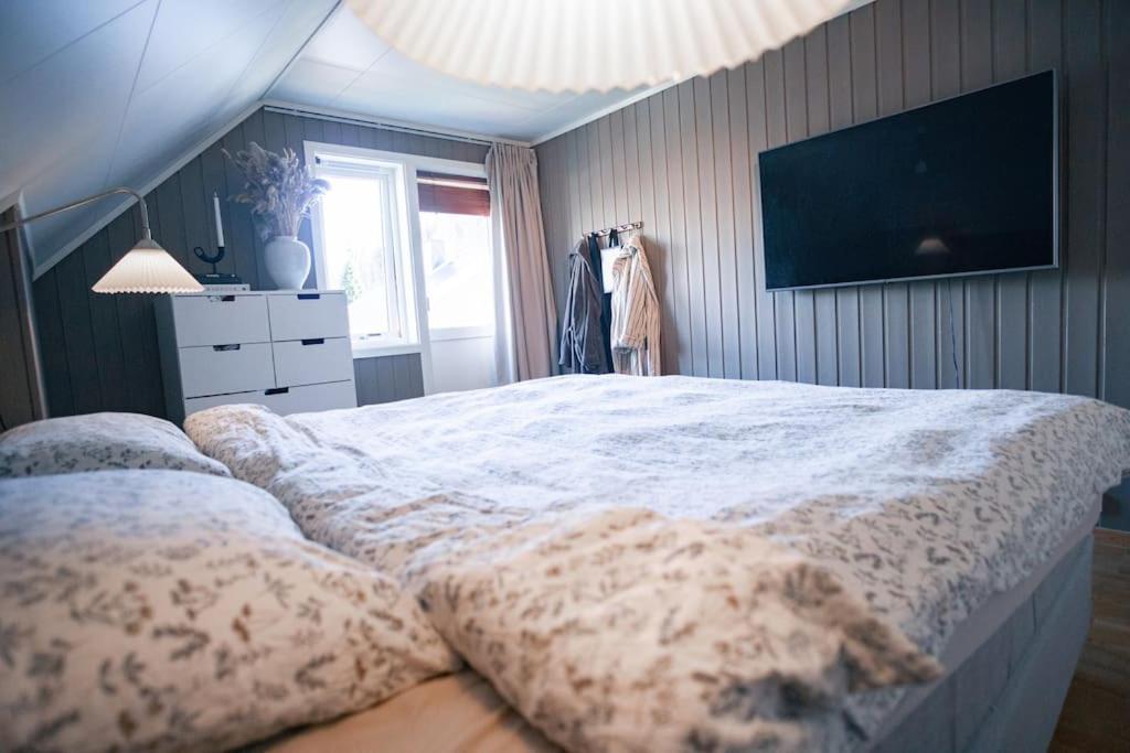 Hébergement de vacances Big Family House With 3 Bedrooms *